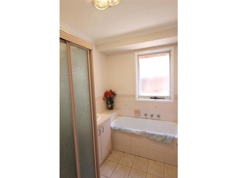 29 Magnolia Street, St Albans VIC 3021