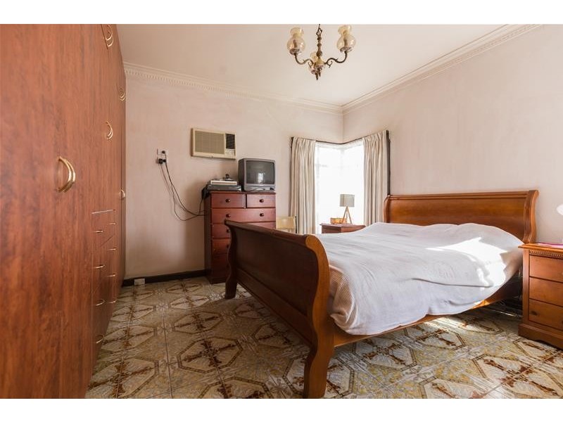 51 Napoleon Street, West Footscray VIC 3012