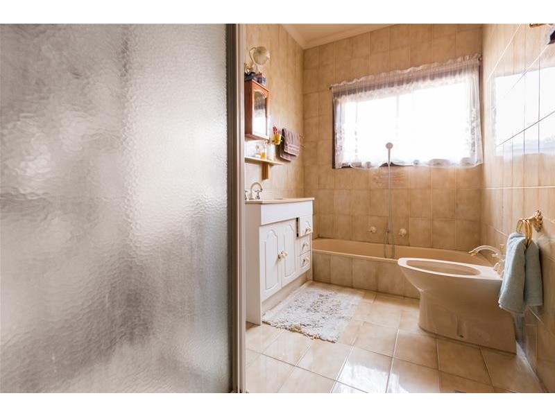 51 Napoleon Street, West Footscray VIC 3012