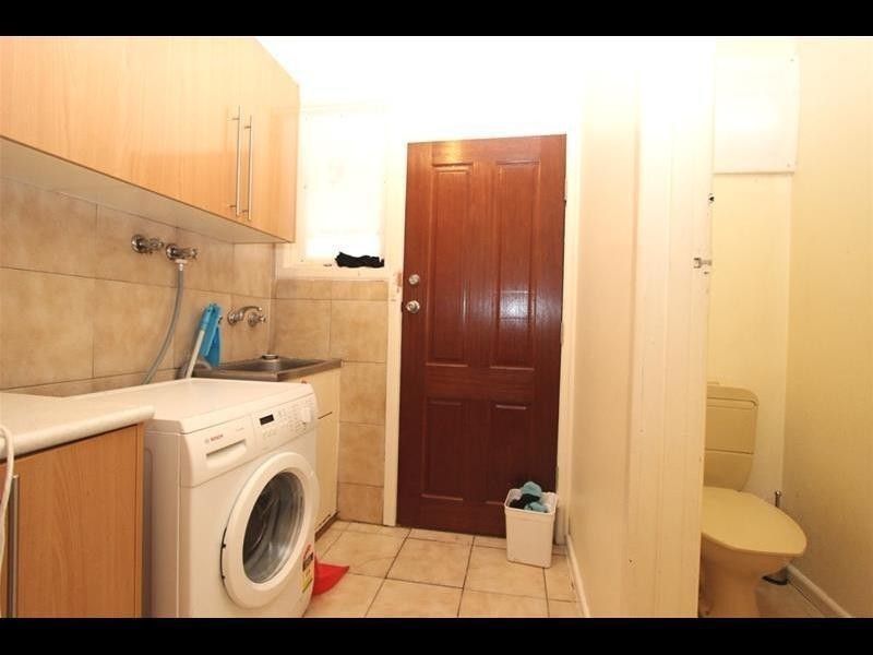 310  Station Road, St Albans VIC 3021