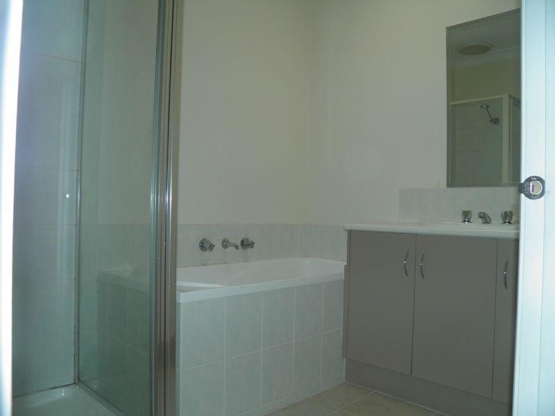 32A Barwon Avenue, Sunshine North VIC 3020