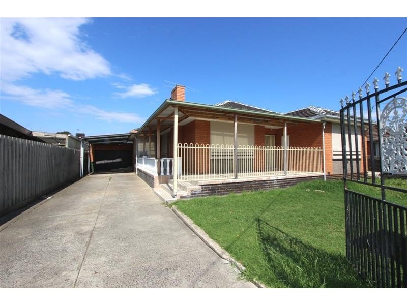 24 Protea Crescent, St Albans VIC 3021