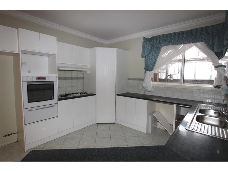 44 Mcnicholl Way, Delahey VIC 3037