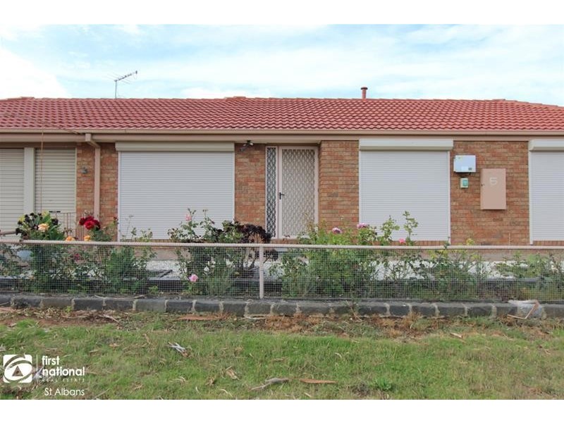 5 Quartz Street, Delahey VIC 3037