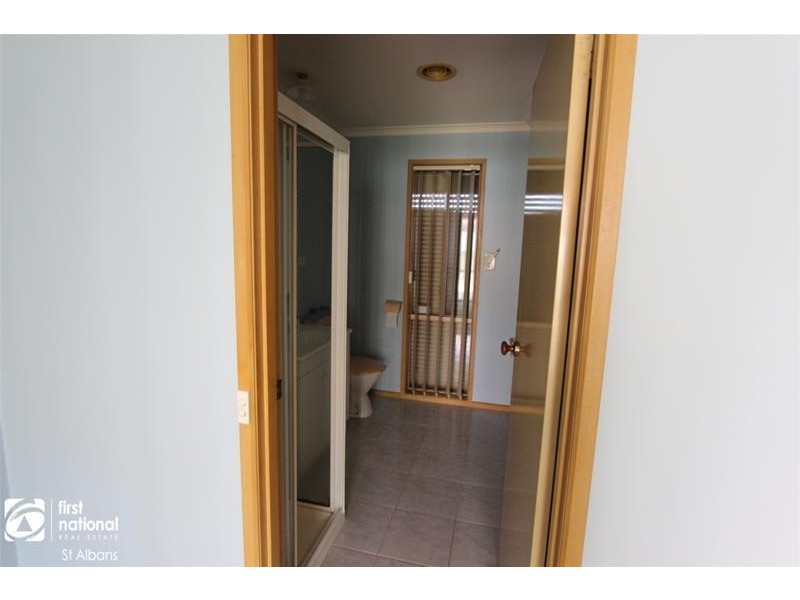 5 Quartz Street, Delahey VIC 3037