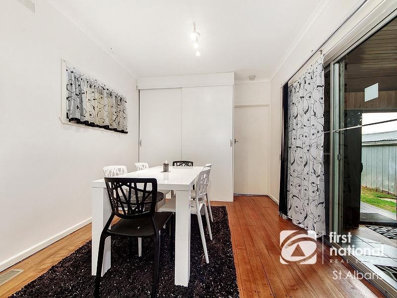 8 Southwold Street, St Albans VIC 3021