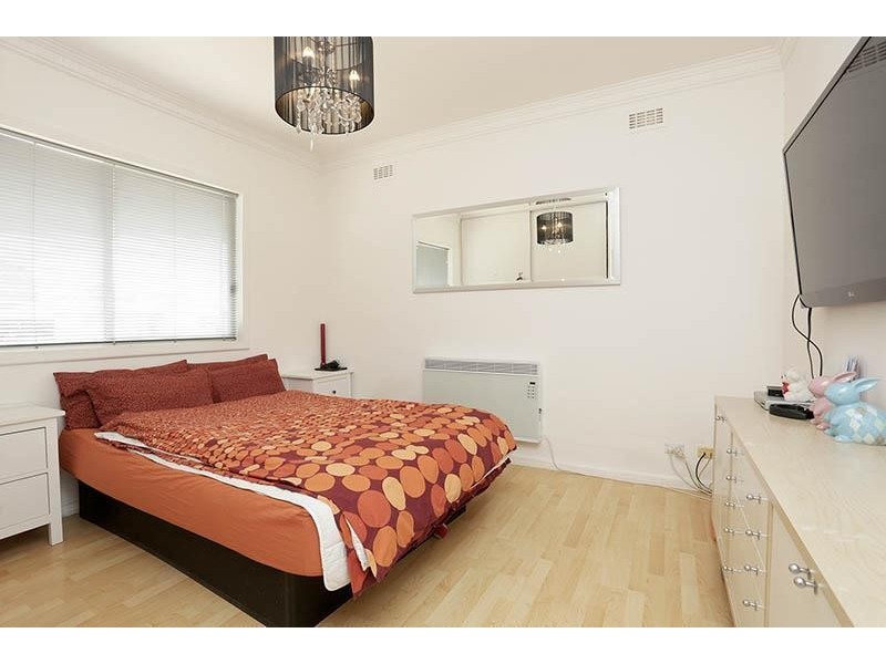 1/10 Cornhill Street, St Albans VIC 3021