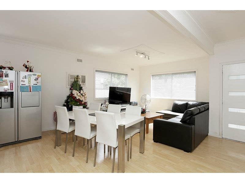 1/10 Cornhill Street, St Albans VIC 3021