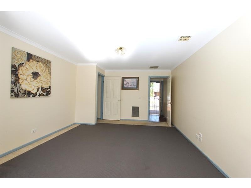 2A Ruth Street, St Albans VIC 3021