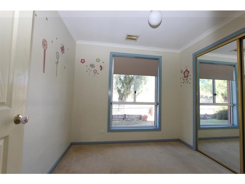 2A Ruth Street, St Albans VIC 3021