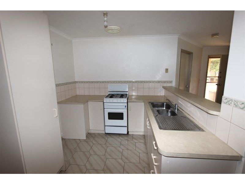 39 Magnolia Street, St Albans VIC 3021