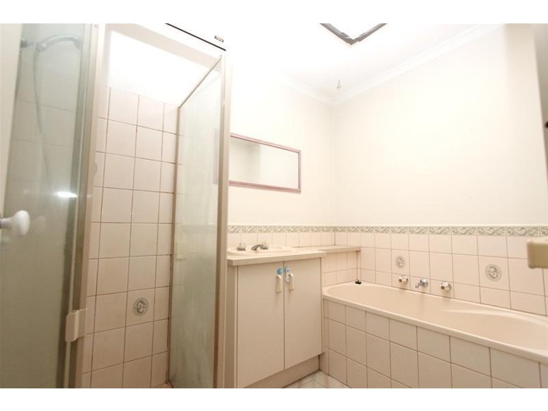 39 Magnolia Street, St Albans VIC 3021