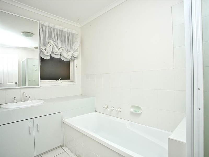 36 Camelot Drive, Albanvale VIC 3021