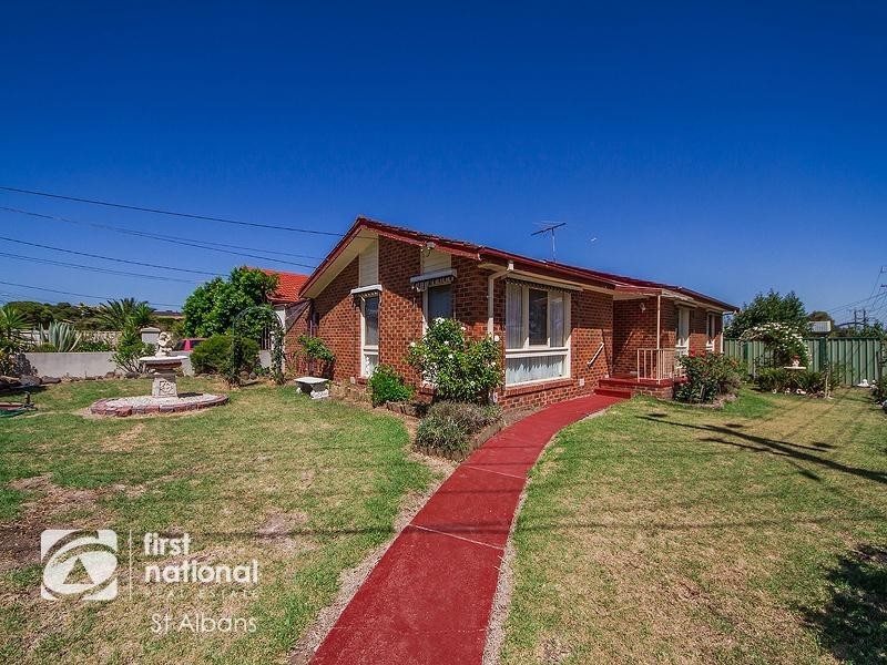 19 Magnolia Avenue, Kings Park VIC 3021