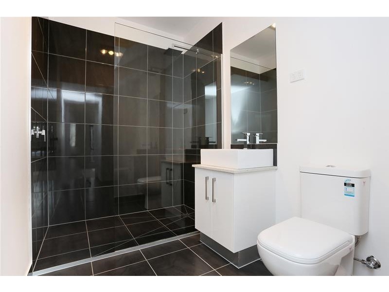 2/120 Theodore Street, St Albans VIC 3021