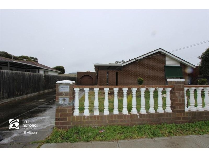 6 Myuna Drive, Kings Park VIC 3021