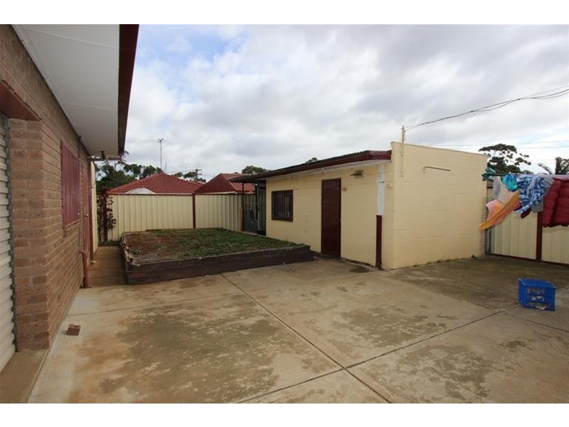 27 Opie Road, Deer Park VIC 3023