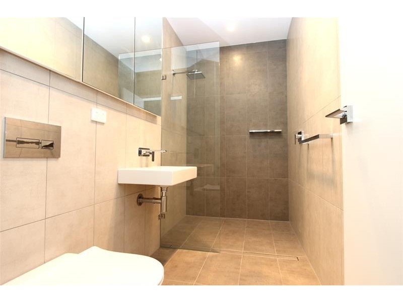 1/17 Byron Street, Footscray VIC 3011