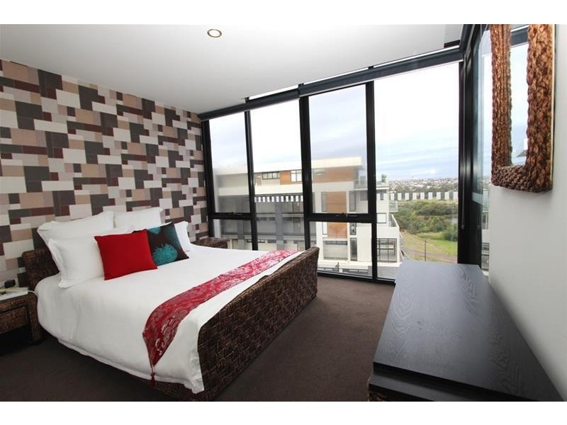 202/58 La Scala Avenue, Maribyrnong VIC 3032