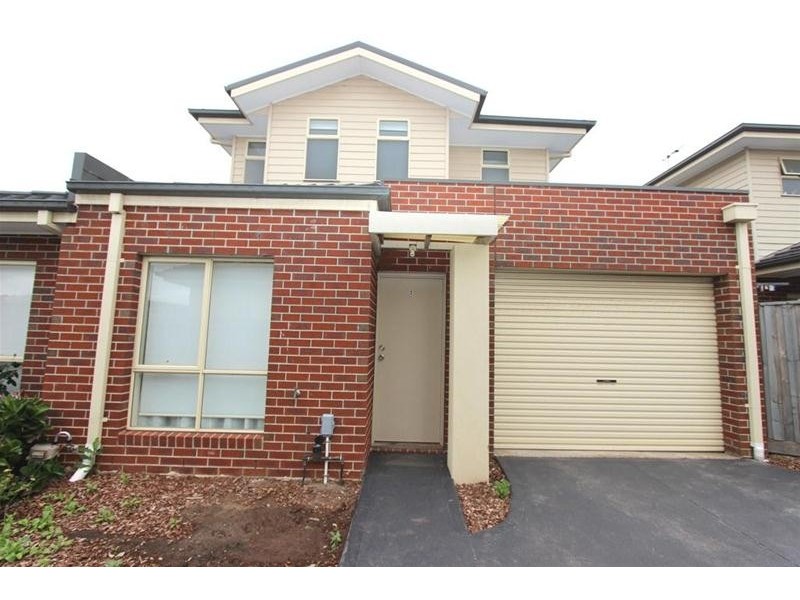 2/31 Adelaide Street, St Albans VIC 3021