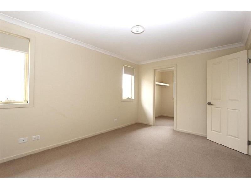 2/31 Adelaide Street, St Albans VIC 3021