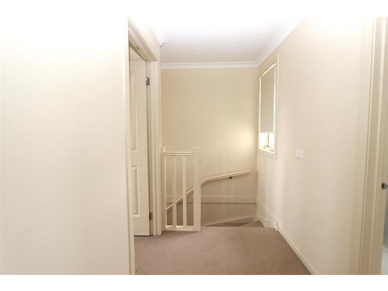 2/31 Adelaide Street, St Albans VIC 3021