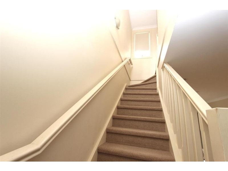 2/31 Adelaide Street, St Albans VIC 3021