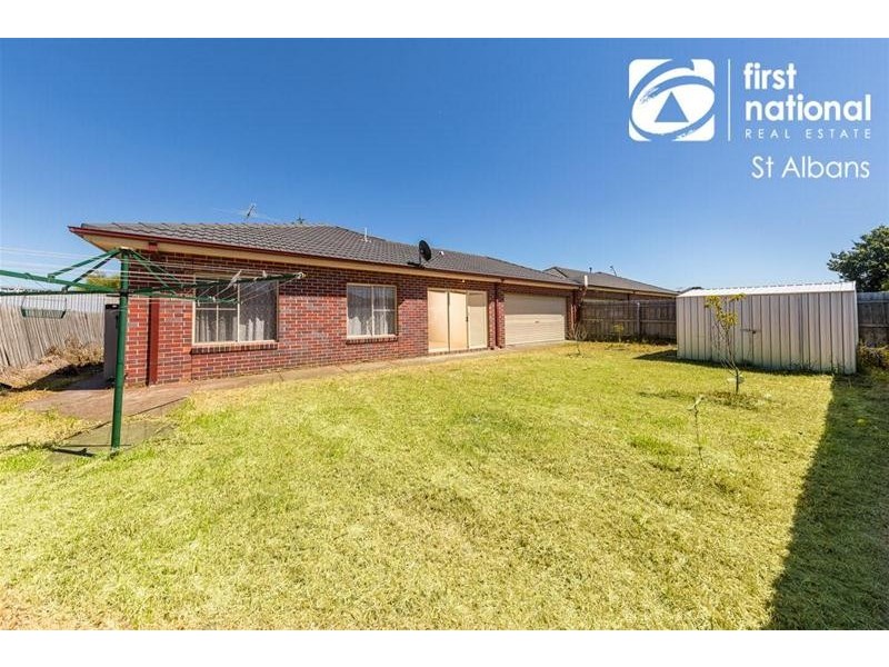 3/1 Bryan Court, Sunshine North VIC 3020