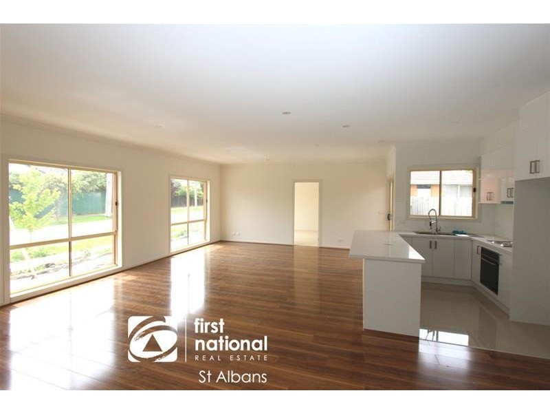 34 Butler Street, St Albans VIC 3021