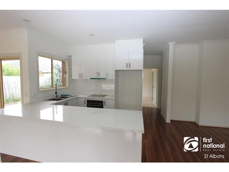34 Butler Street, St Albans VIC 3021