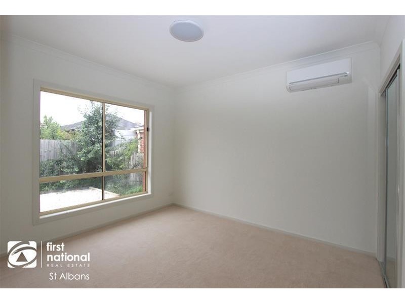 34 Butler Street, St Albans VIC 3021