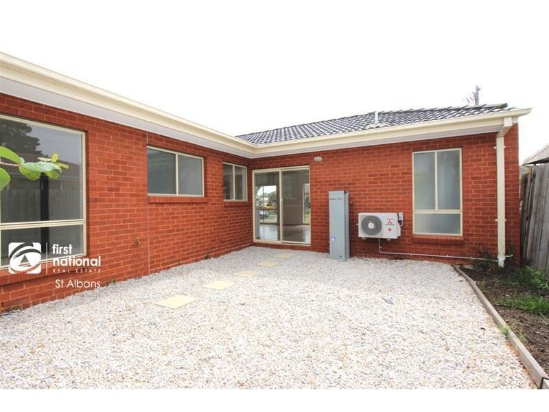 34 Butler Street, St Albans VIC 3021
