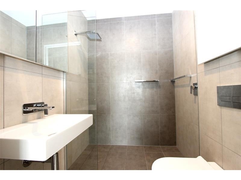 8/17 Byron Street, Footscray VIC 3011