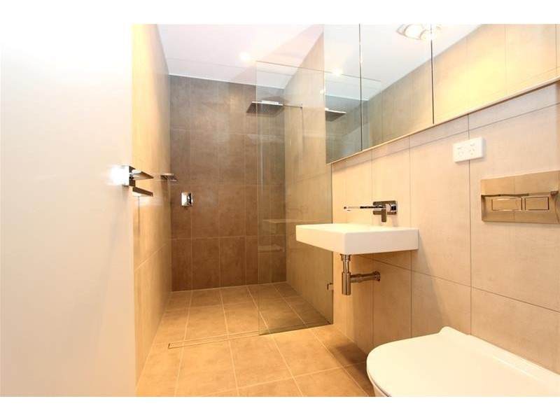 8/17 Byron Street, Footscray VIC 3011