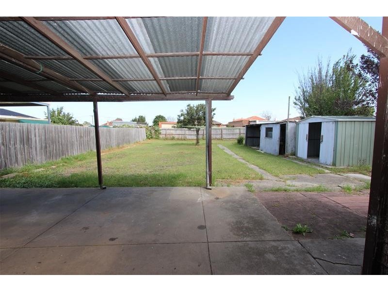 17 Willis Street, St Albans VIC 3021