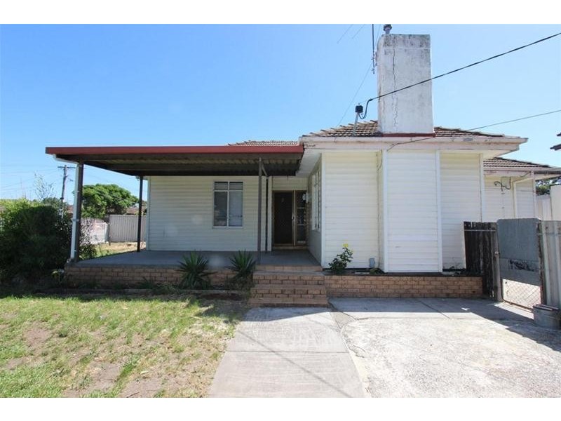 2  Margaret Crescent, Braybrook VIC 3019