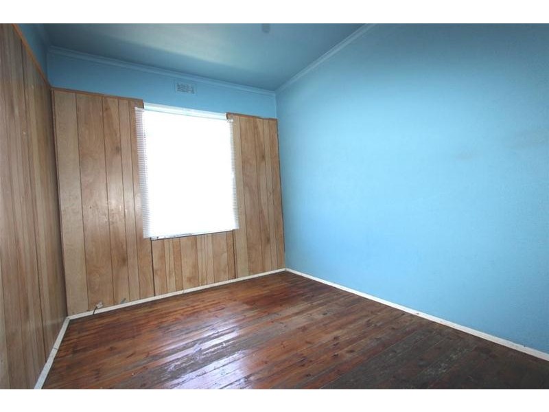 2  Margaret Crescent, Braybrook VIC 3019