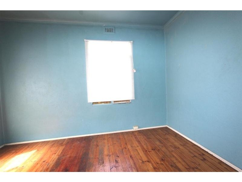 2  Margaret Crescent, Braybrook VIC 3019