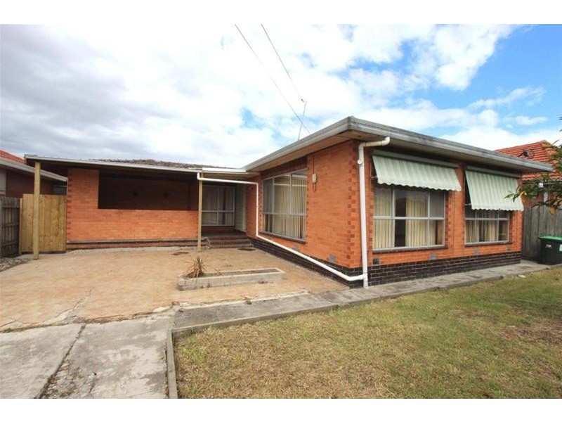 6 Bent Street, St Albans VIC 3021