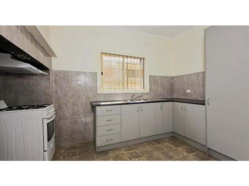 31 Scott Avenue, St Albans VIC 3021