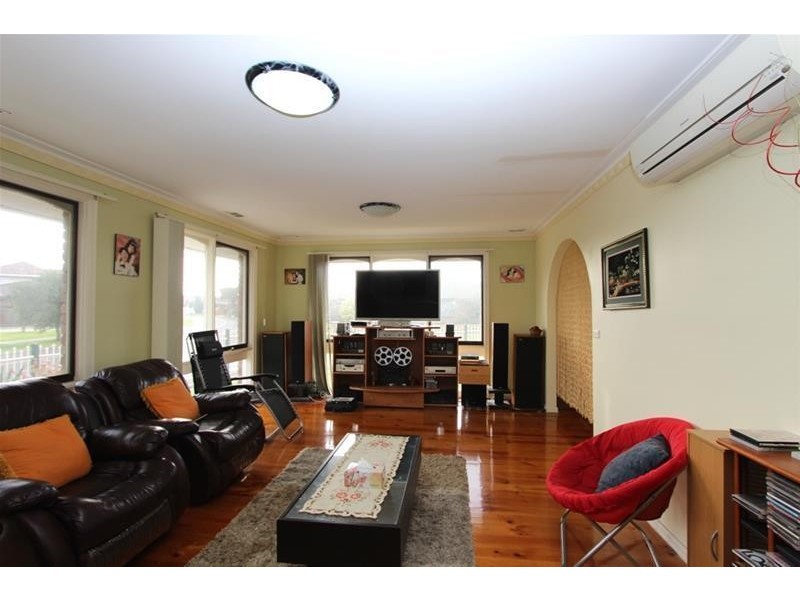 1 The Mews, Sunshine West VIC 3020