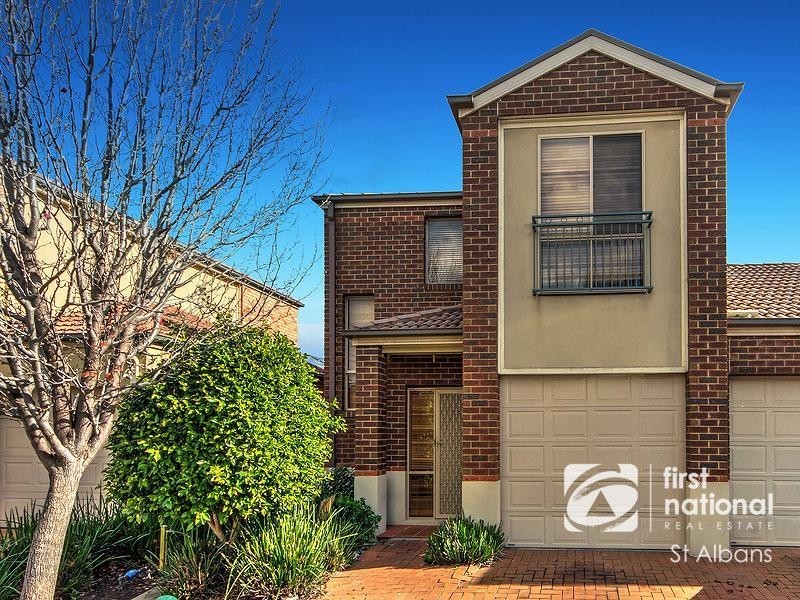 6 Celendine Place, Hillside VIC 3037