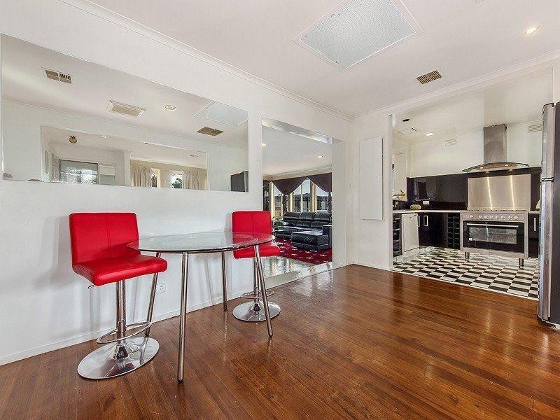 4 Bronwyn Court, Deer Park VIC 3023