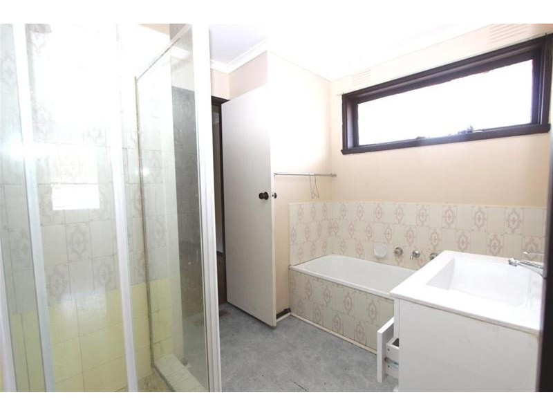 205 Furlong Road, St Albans VIC 3021