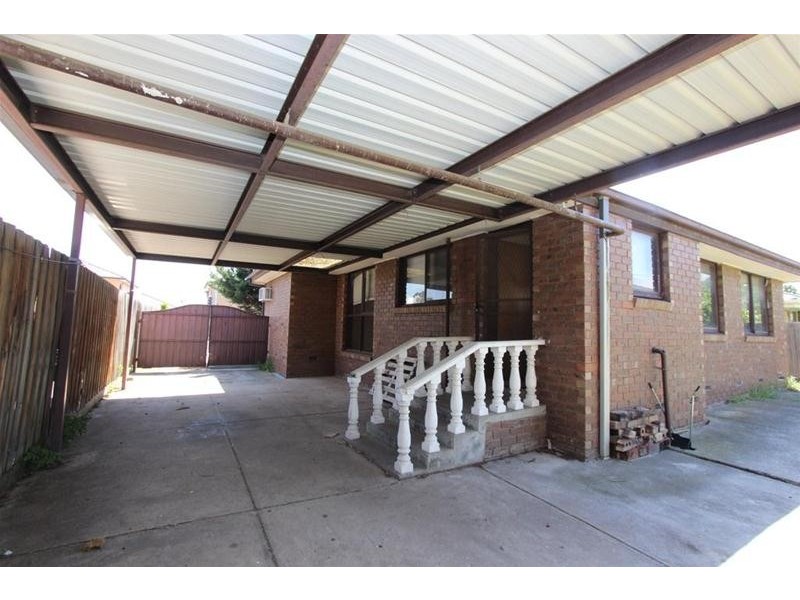 205 Furlong Road, St Albans VIC 3021
