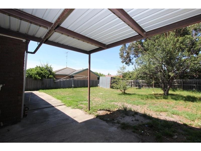 205 Furlong Road, St Albans VIC 3021