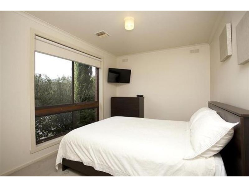 19 Winnington Street, Deer Park VIC 3023