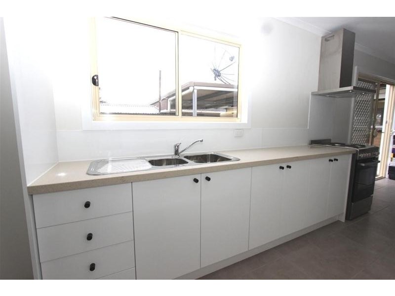 10A Mullhall Drive, St Albans VIC 3021