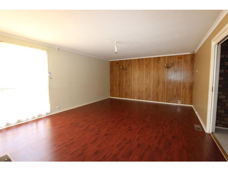 27 Opie Road, Deer Park VIC 3023