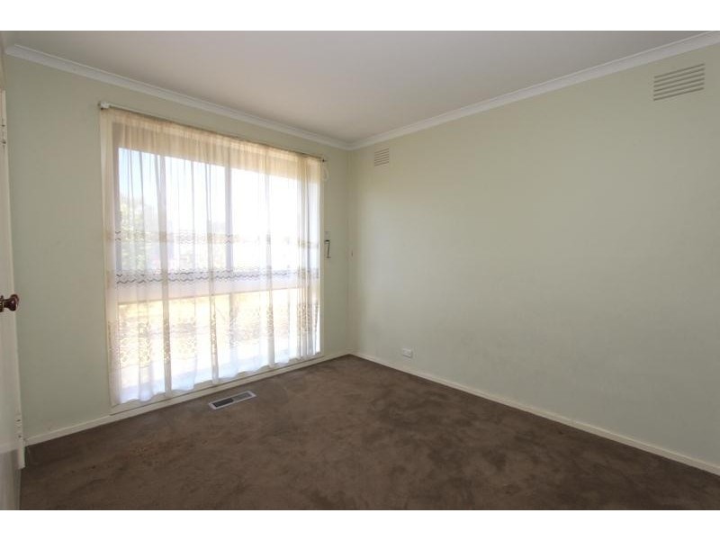 27 Opie Road, Deer Park VIC 3023